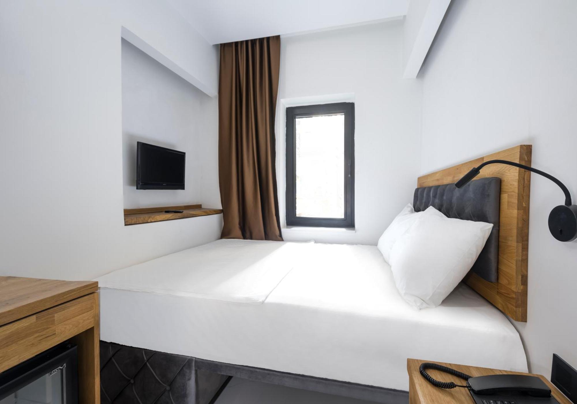 Uk Hotel Istanbul Ngoại thất bức ảnh